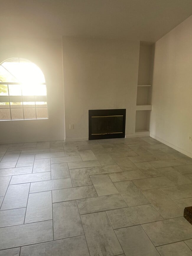 Building Photo - Players Club 14203