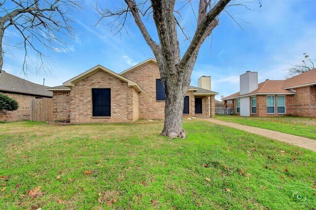 Building Photo - 709 Westwind Way
