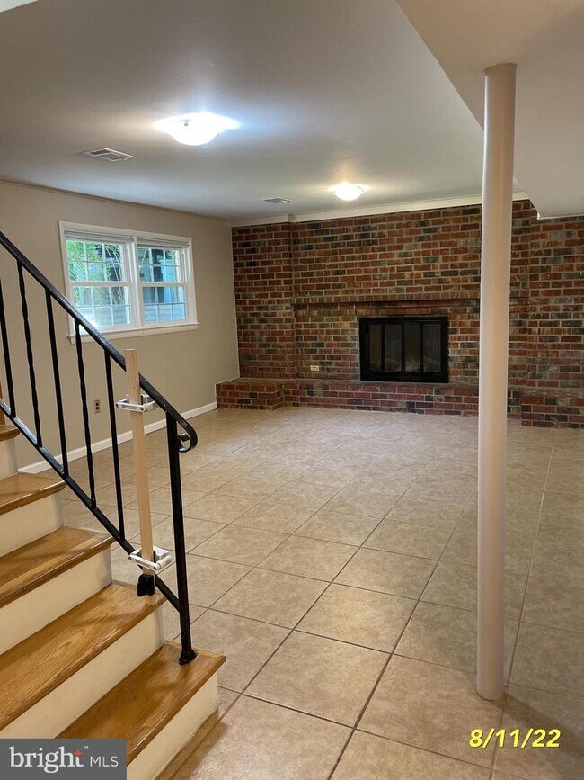 Building Photo - 4139 Lenox Dr