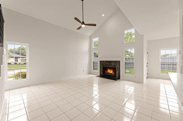 Building Photo - 3345 Devonshire Dr