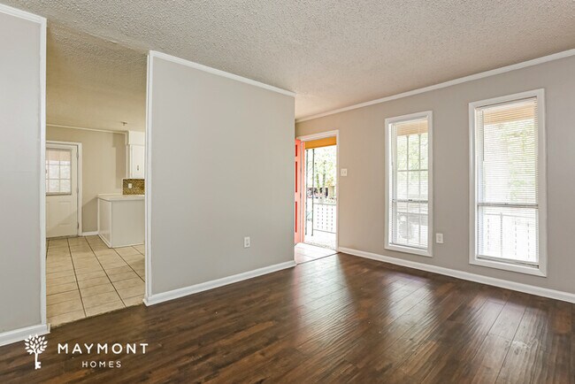 Foto del edificio - 8707 Oakhaven Dr