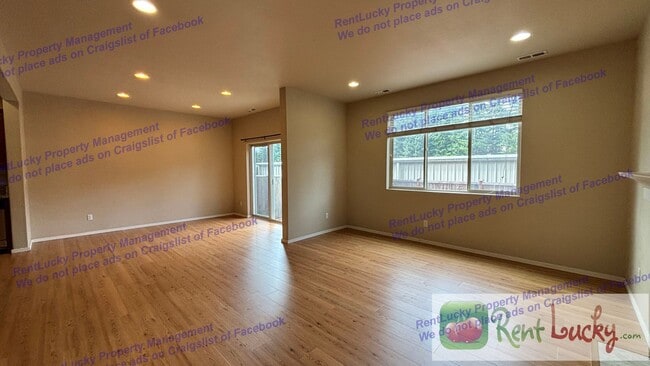 Building Photo - Spacious 4-Bedroom Home | 2.5 Bath | A/C |...