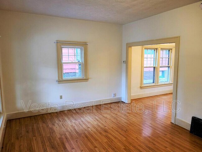 Foto del edificio - 503 N Evans St