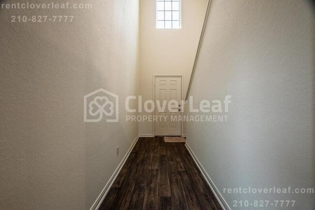 Foto del edificio - 767 Veloway Trail