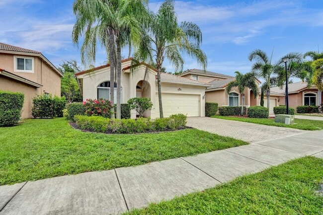 Building Photo - 3717 Pebblebrook Manor