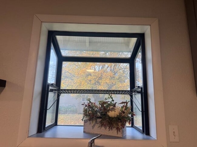 Foto del edificio - Large 2 bedroom duplex