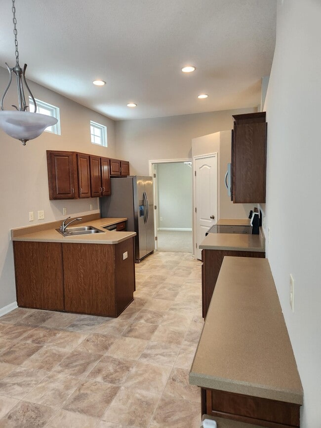 Building Photo - 2343 Paragon Mill Dr