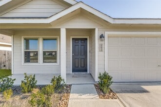 Building Photo - 22835 Prairie Dog Rd