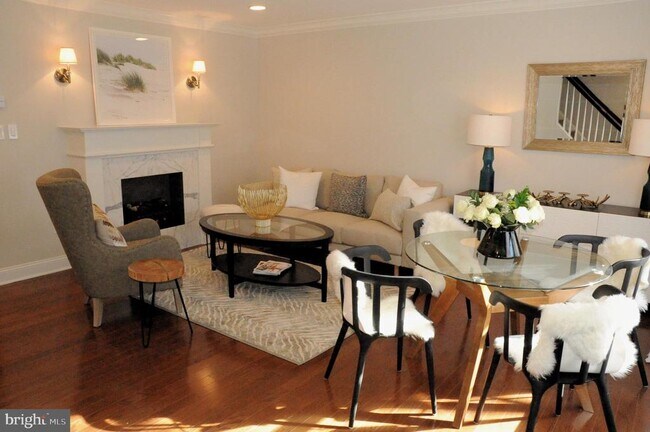 Foto del edificio - 8523 Bells Ridge Terrace