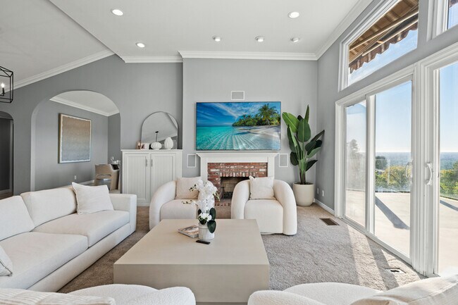 Building Photo - 11141 Limetree Dr