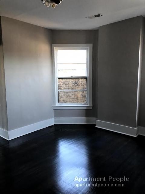Foto del edificio - 847 W Oakdale Ave