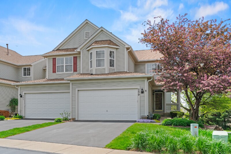 Foto principal - 259 Grand Ridge Rd