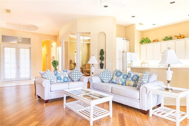 Foto del edificio - 869 Island Club Square