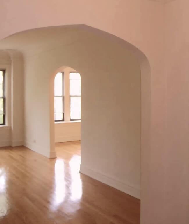 Foto del edificio - 1123 Washington Blvd