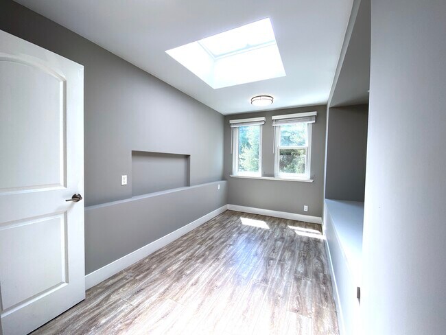 Foto del edificio - 2280 Pine St