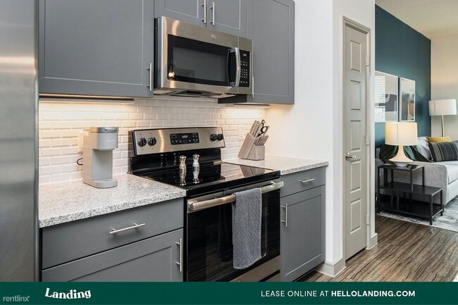 Building Photo - 3040 SW 119 Ave