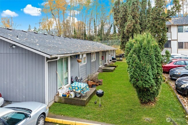 Foto del edificio - 1521 E 38th St