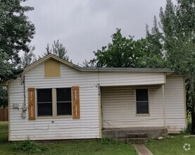 Building Photo - 314 E Huffman St