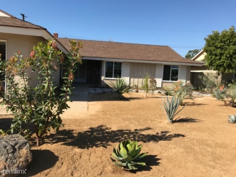 Primary Photo - 4 br, 2 bath House - 3103 e Trenton ave