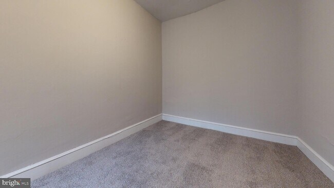 Foto del edificio - 1313 N Hobart St