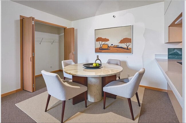 Building Photo - Martin Estates Apartments