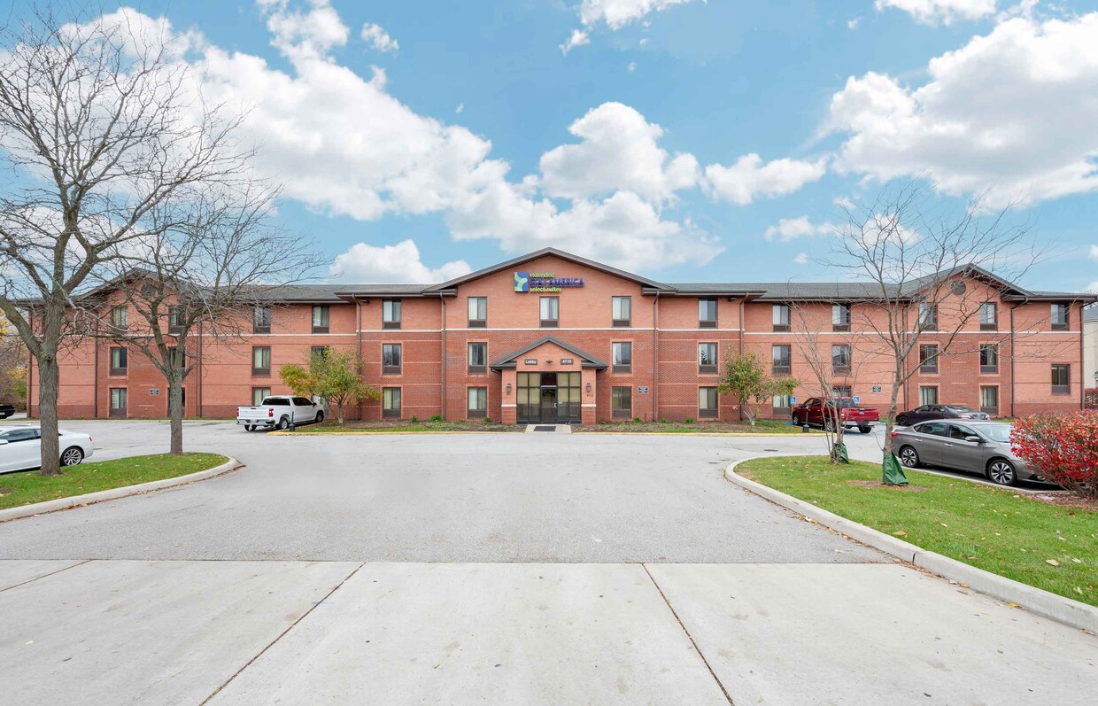 Foto principal - Furnished Studio-South Bend - Mishawaka - ...