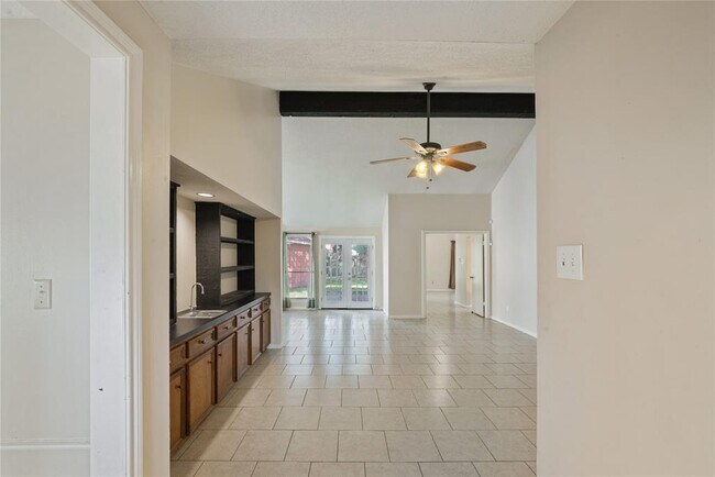 Building Photo - 2302 Bright Meadows Dr