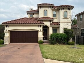 Building Photo - 422 Indianwood Dr