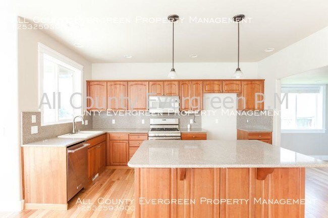 Foto del edificio - 4 bedroom in Buckley WA 98321