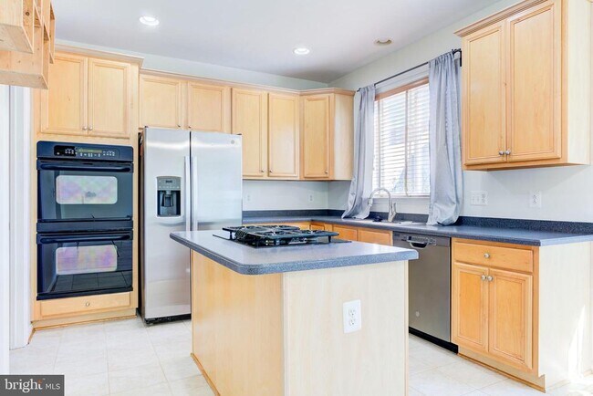 Foto del edificio - 21896 Hawksbury Terrace
