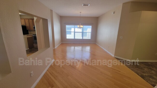 Building Photo - 9841 Jasmine Brook Cir