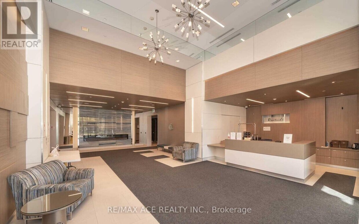 Photo du bâtiment - 15 Water Walk Dr