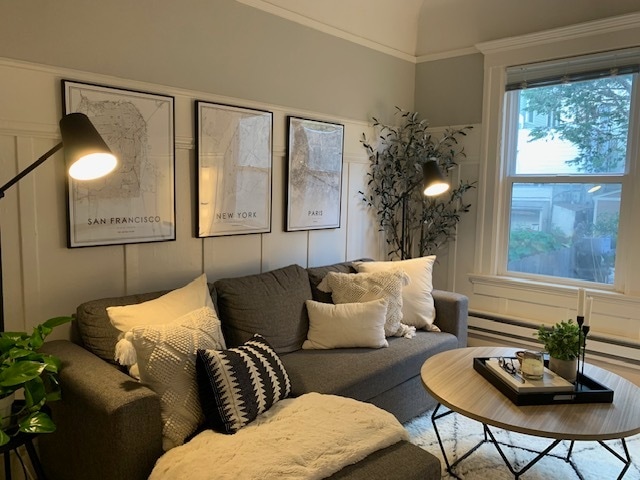 Building Photo - 622-624 Shrader St