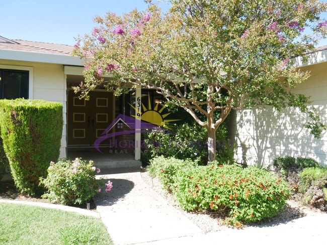 Building Photo - 6319 St James Dr