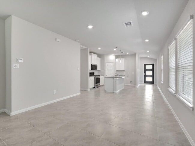 Foto del edificio - 18738 Timber Gln Dr