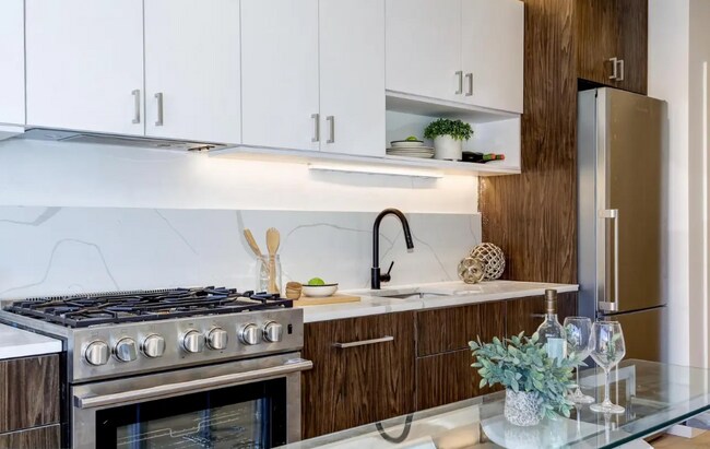 Foto del edificio - 1435 Clifton St NW