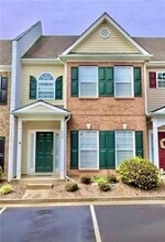 Building Photo - 658 Kenridge Dr