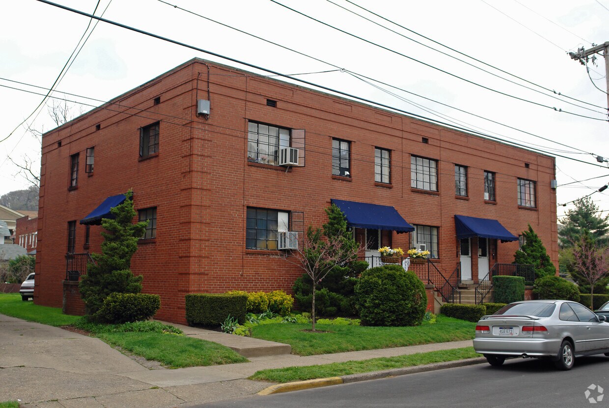 Primary Photo - 1634-1638 Virginia St E
