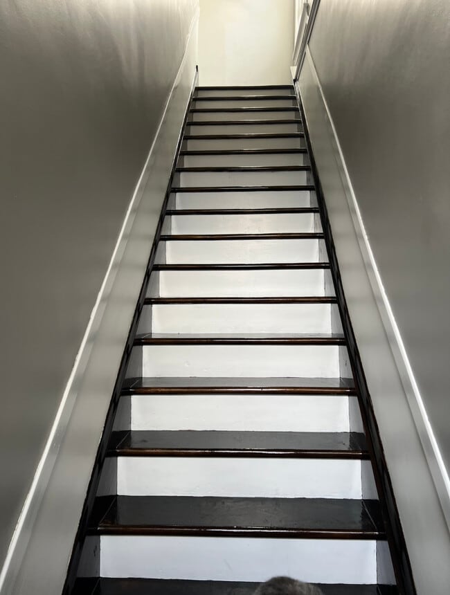 Building Photo - 3001 W 41st St