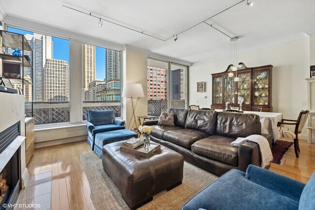 Foto del edificio - 55 E Erie St