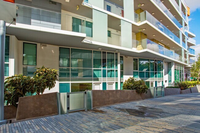 Foto del edificio - 1705 Ocean Ave