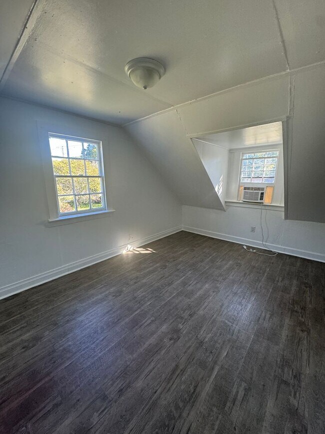 Foto del edificio - 1BR/1BA Apartment near Downtown Raleigh