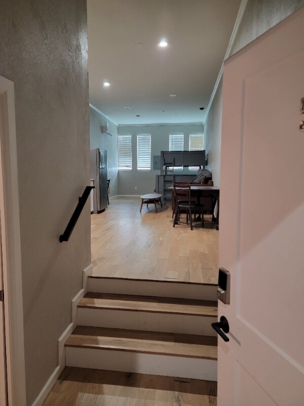 Building Photo - 2714 E 15th St