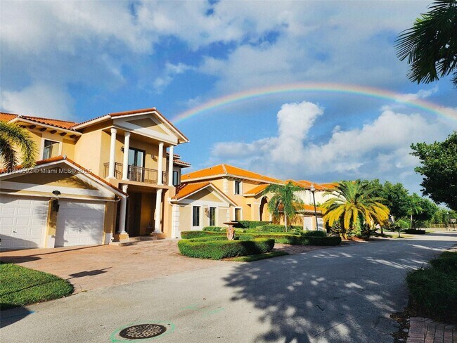 Foto del edificio - 7839 SW 195th Ter