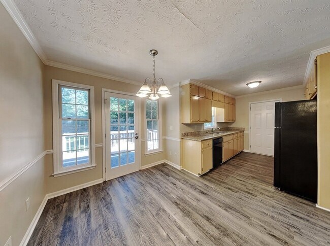 Foto del edificio - 1901 Pond Ridge Ct