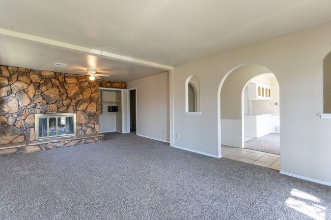 Foto del edificio - Spacious Rent to Own in South OKC!