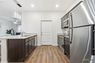 Building Photo - 5109 Rose Petal Ct