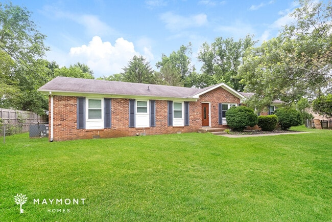 Building Photo - 2561 Birdsong Ave