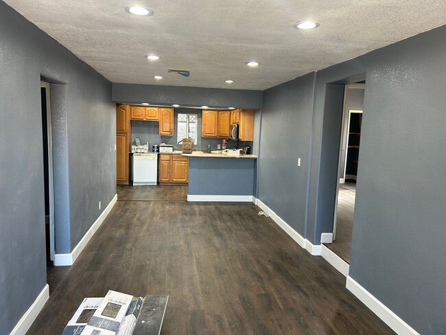 Foto del edificio - 508 W 11th St
