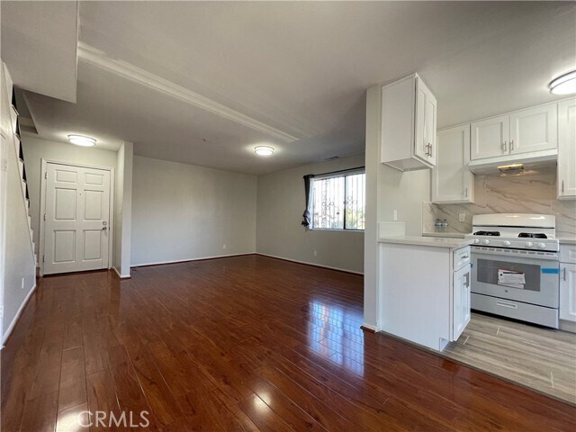 Building Photo - 225 N Marguerita Ave